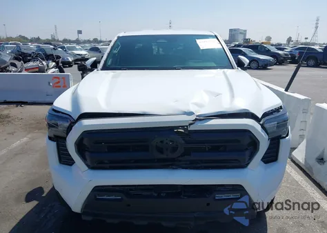 2024 Toyota Tacoma Sr5 z USA, uszkodzony, nr VIN 3TYLB5JN4RT009863